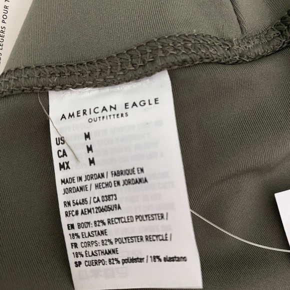 American Eagle The Lightweight Everything 7/8 Length Legging NWT Size M - Picture 6 of 8